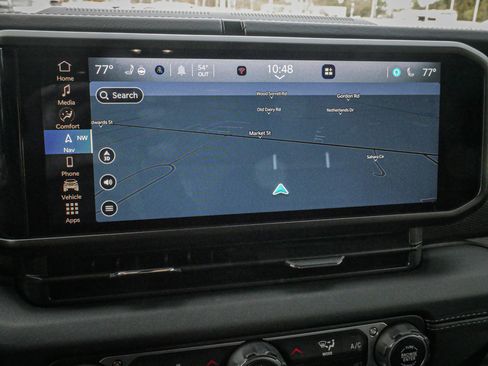 Used 2024 Jeep Wrangler Unlimited Rubicon 4xe AWD/4WD image 24