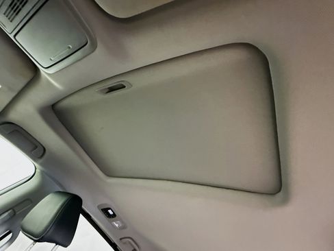 Certified 2024 Honda Odyssey EX-L image 26