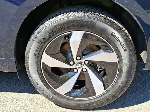 Used 2025 Jaguar F-PACE R-Dynamic S image 10