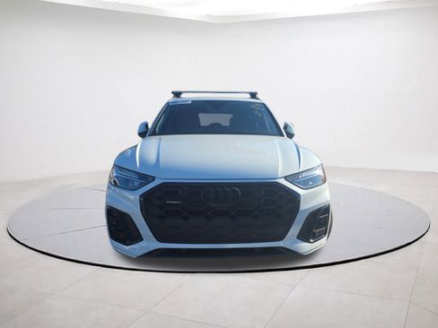 Used 2023 Audi Q5 e Premium Plus w/ Premium Plus Package image 2