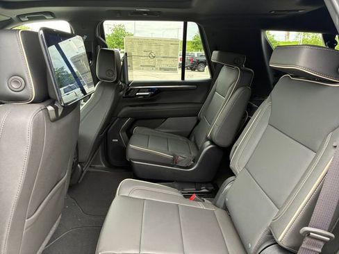 New 2026 Chevrolet Tahoe Premier AWD/4WD image 17