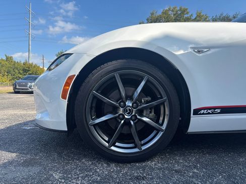 Used 2017 MAZDA MX-5 Miata Grand Touring image 10