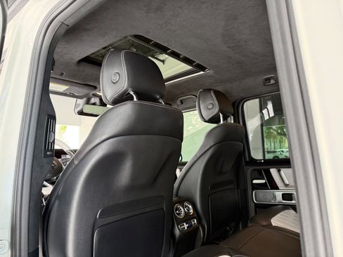 Used 2021 Mercedes-Benz G 550 image 24