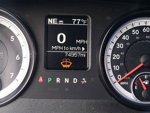 Used 2014 RAM 1500 Lone Star image 29