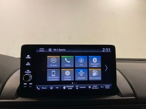 Used 2025 Honda Pilot TrailSport image 10