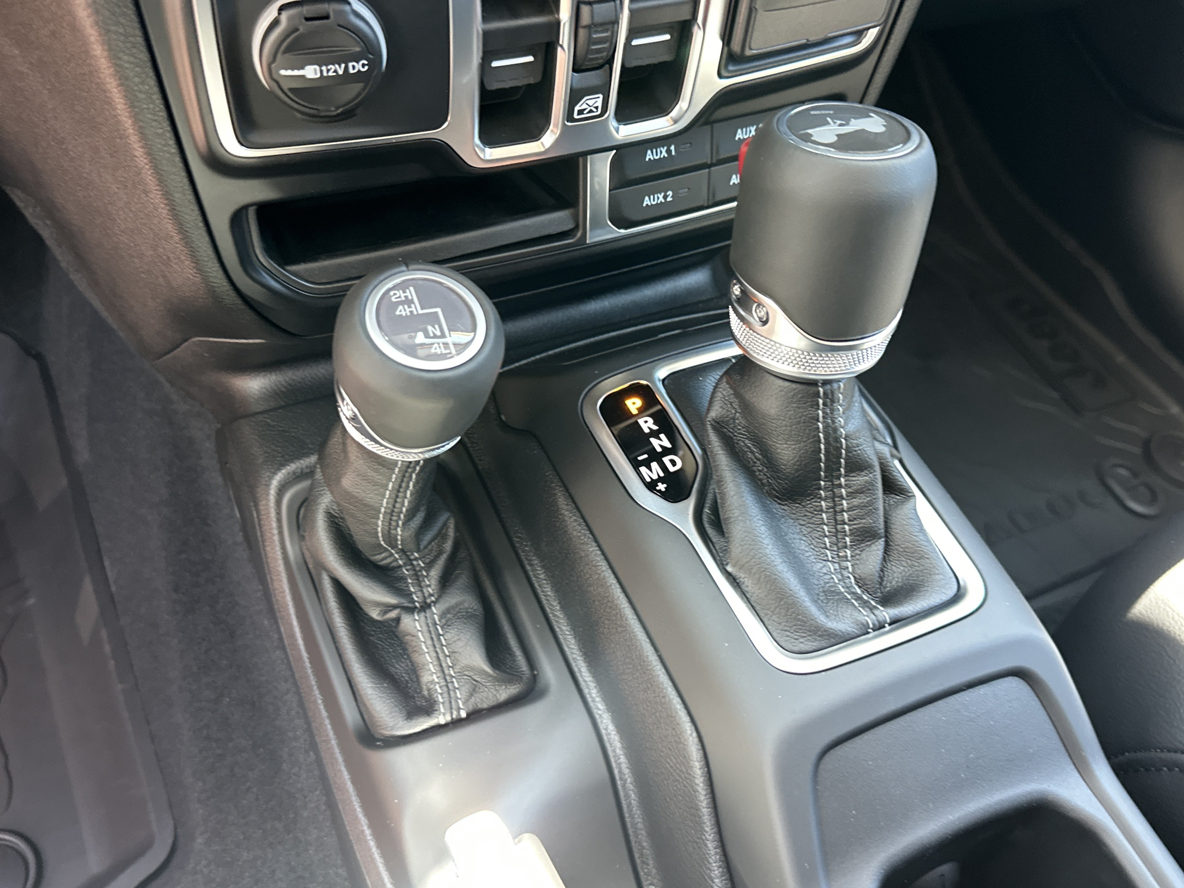 New 2026 Jeep Wrangler Unlimited Sahara AWD/4WD image 7