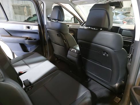 Used 2025 Hyundai Santa Fe SEL AWD/4WD image 11