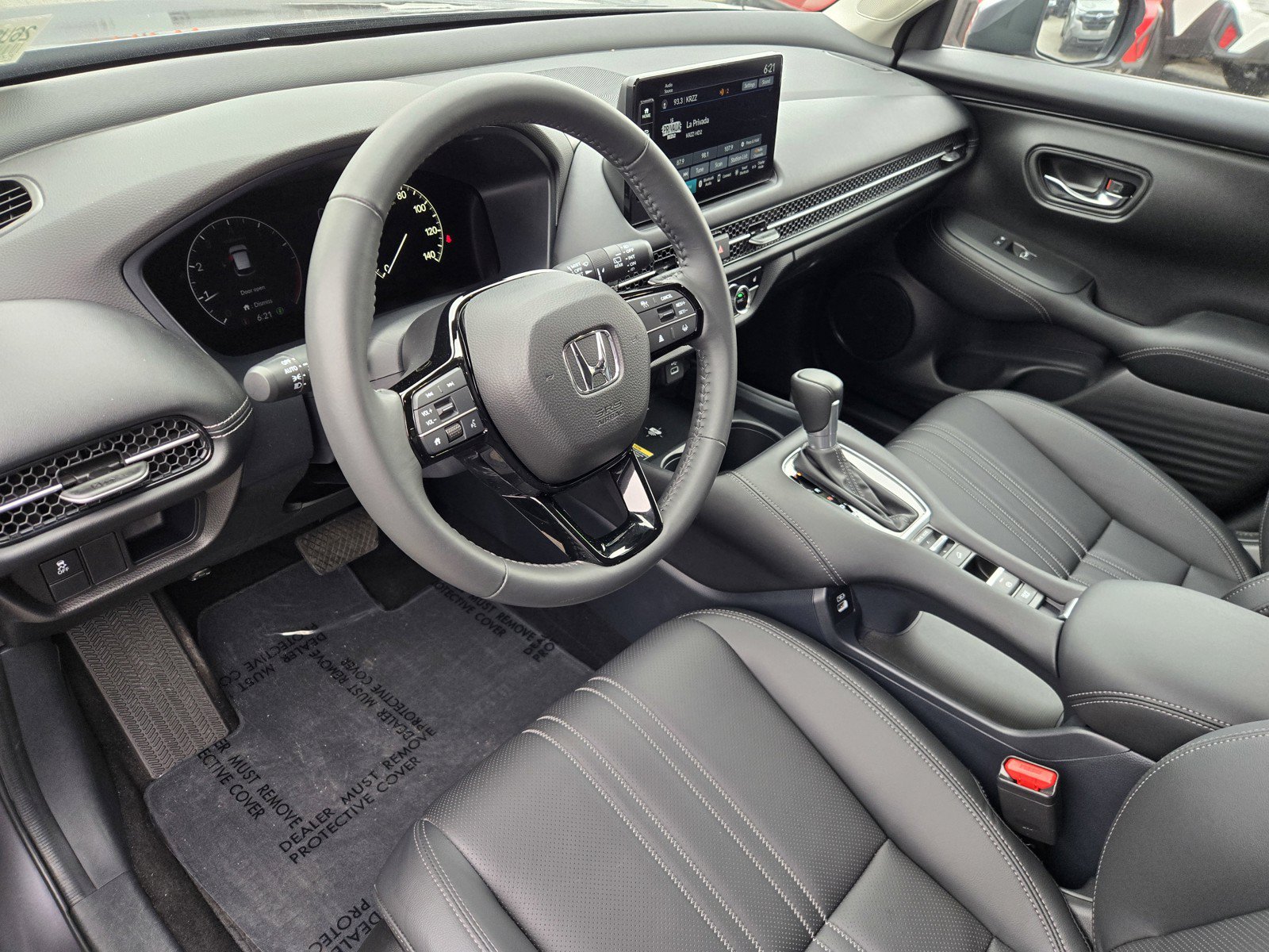 Used 2023 Honda HR-V EX-L image 10