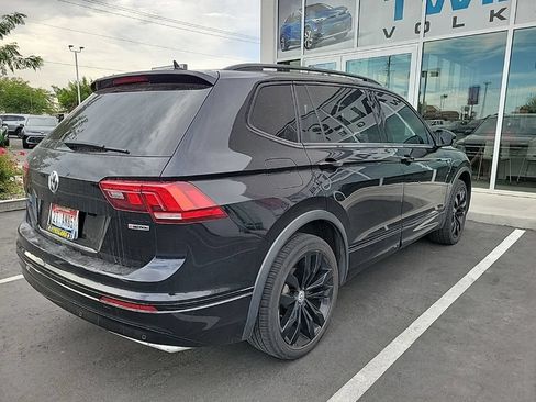 Used 2020 Volkswagen Tiguan SE R-Line AWD/4WD image 4