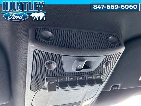 Used 2022 Ford F350 Lariat w/ Black Appearance Package AWD/4WD image 19