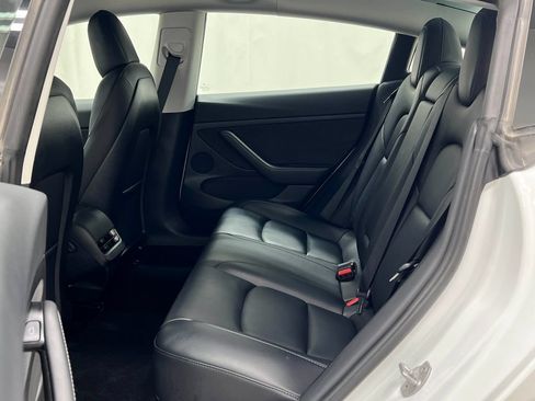 Used 2021 Tesla Model 3 Standard Range Plus RWD image 29