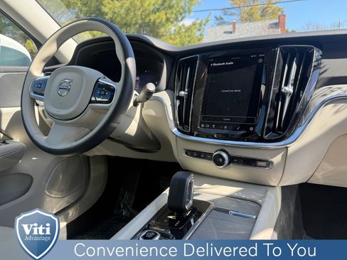 Certified 2025 Volvo V60 B5 Cross Country Plus AWD/4WD image 31
