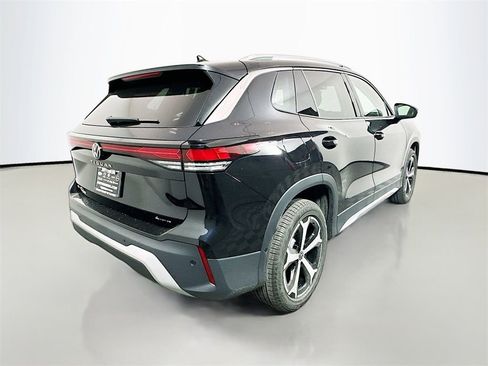 New 2026 Volkswagen Tiguan SE AWD/4WD image 9