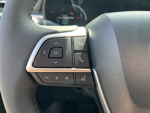 New 2026 Toyota Sienna XLE image 18