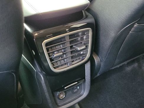 Certified 2022 Lincoln Nautilus FWD w/ Premium Package image 15