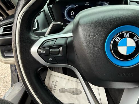 Used 2016 BMW i8 image 15