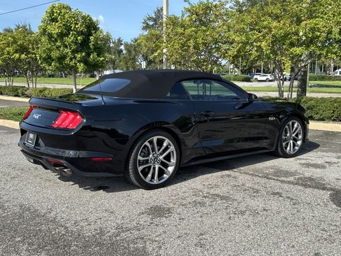 Used 2020 Ford Mustang GT Premium w/ Equipment Group 401A RWD image 4
