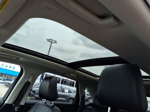 Used 2023 Ford Edge Titanium w/ Equipment Group 301A AWD/4WD image 15