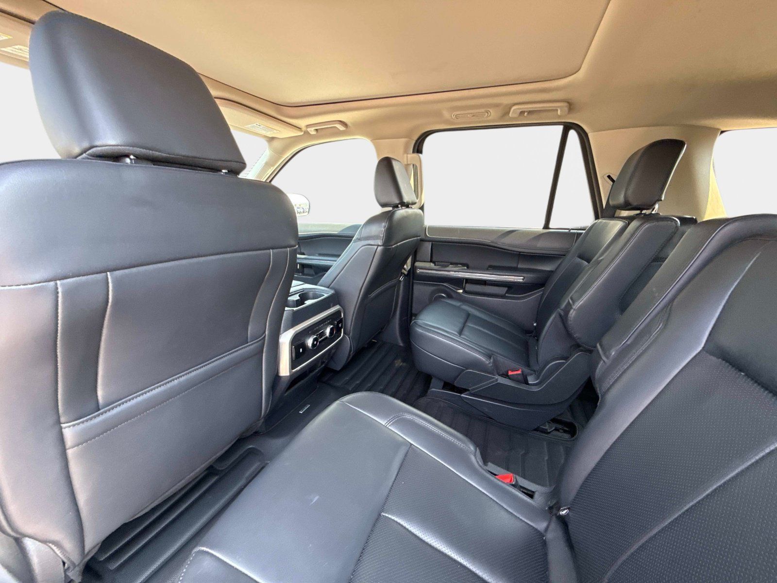 Used 2024 Ford Expedition Max XLT AWD/4WD image 20