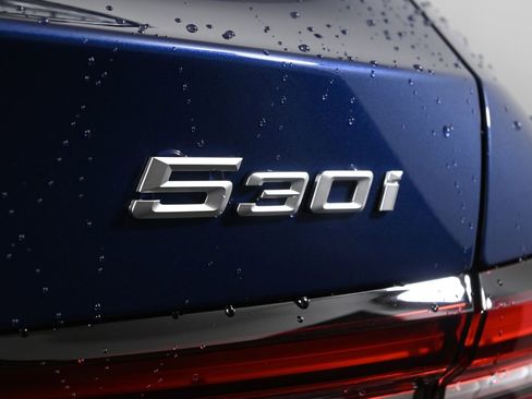 Used 2026 BMW 530i xDrive image 37