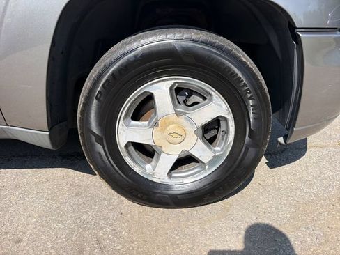Used 2005 Chevrolet TrailBlazer LS w/ LS Preferred Equipment Group AWD/4WD image 23