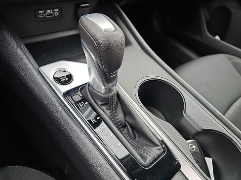 New 2026 Nissan Altima 2.5 SV AWD/4WD image 14