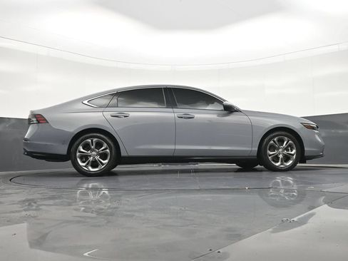 Used 2023 Honda Accord EX-L image 28