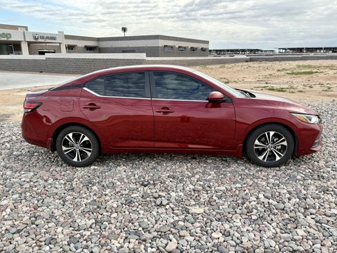 Used 2021 Nissan Sentra SV image 6