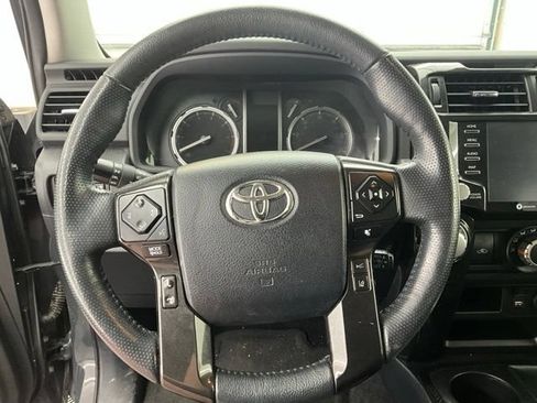 Used 2024 Toyota 4Runner TRD Off-Road Premium AWD/4WD image 8
