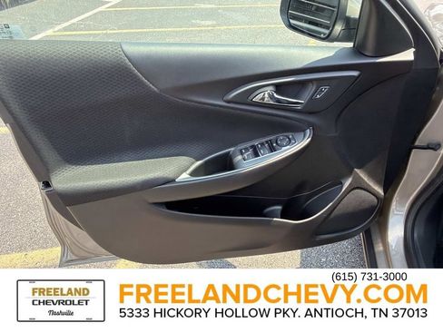 Used 2024 Chevrolet Malibu LT FWD image 20