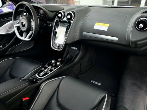 Used 2023 McLaren GT RWD image 10
