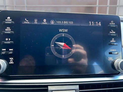 Used 2018 Honda Accord Sport image 27