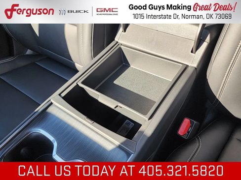 New 2026 GMC Acadia Elevation w/ Black Edition FWD image 32