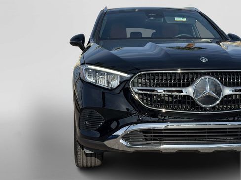 Certified 2025 Mercedes-Benz GLC 300 GLC 300 image 11