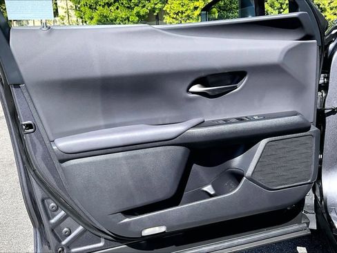 New 2026 Lexus UX 300h FWD image 16