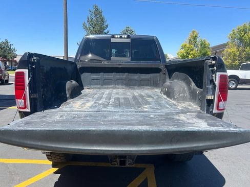 Used 2017 RAM 2500 Laramie w/ Convenience Group AWD/4WD image 5