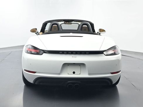 Certified 2017 Porsche 718 Boxster RWD image 13