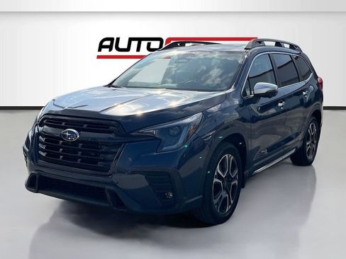 Used 2023 Subaru Ascent Touring image 3