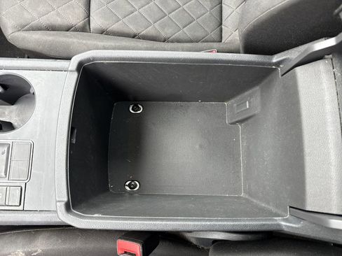 Used 2018 Volkswagen Atlas Launch Edition image 21