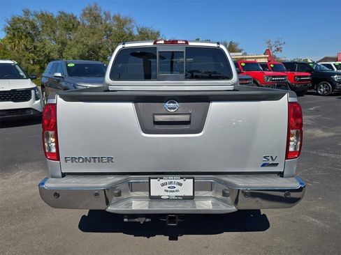 Used 2019 Nissan Frontier SV w/ Value Truck Package image 5