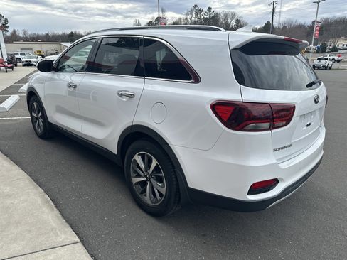 Used 2019 Kia Sorento EX w/ EX Touring Package image 6