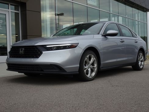 Used 2023 Honda Accord LX image 1