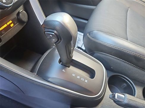 Certified 2021 Chevrolet Trax LT w/ Midnight Edition image 16