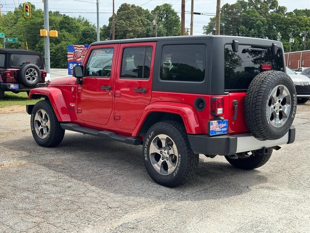 Used 2014 Jeep Wrangler Unlimited Sahara w/ Connectivity Group AWD/4WD image 5
