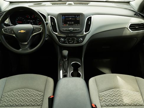 Used 2024 Chevrolet Equinox LS image 19