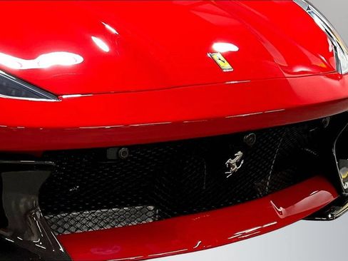 Used 2022 Ferrari 812 Competizione RWD image 27