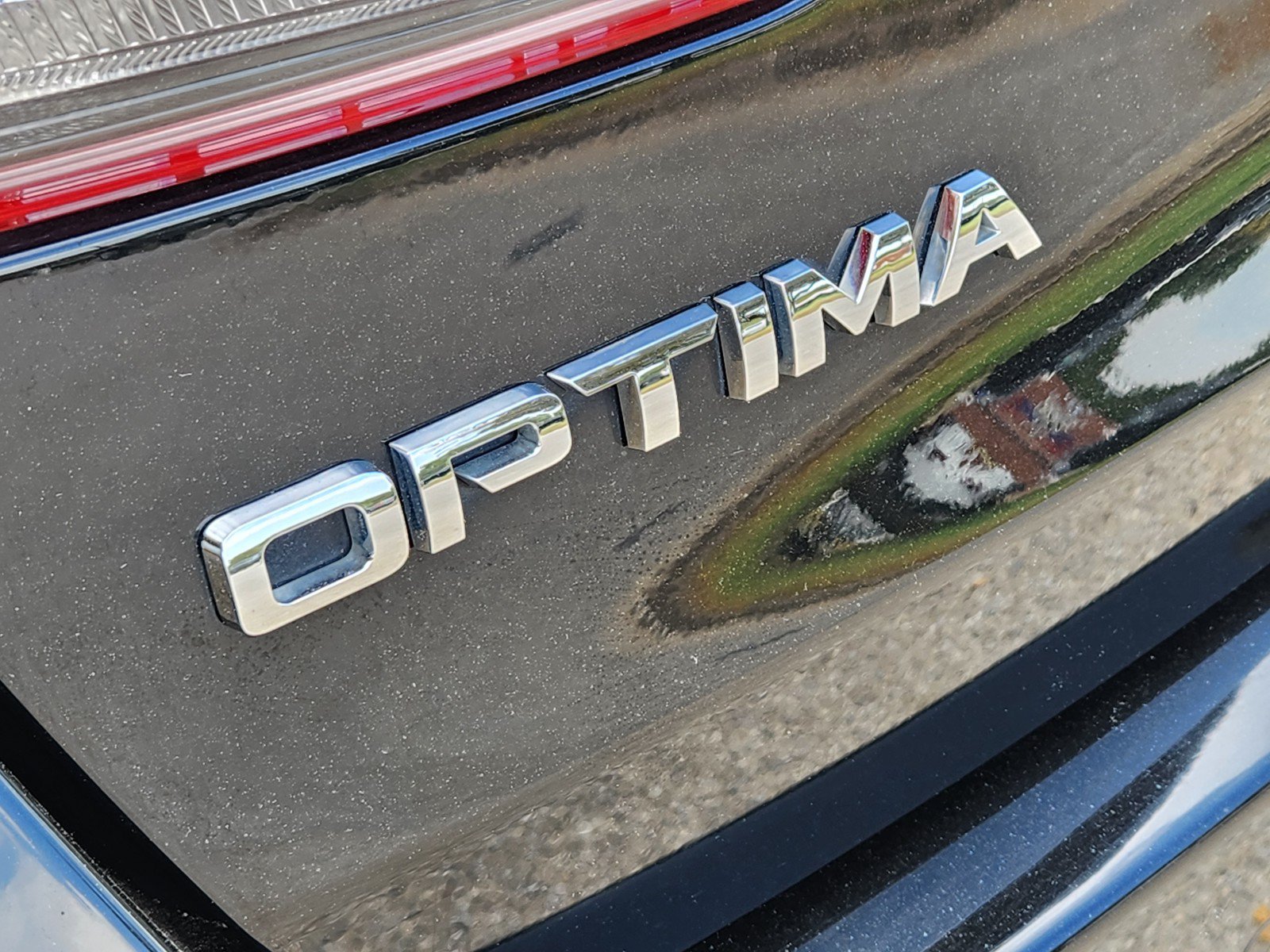 Used 2020 Kia Optima SX FWD image 30