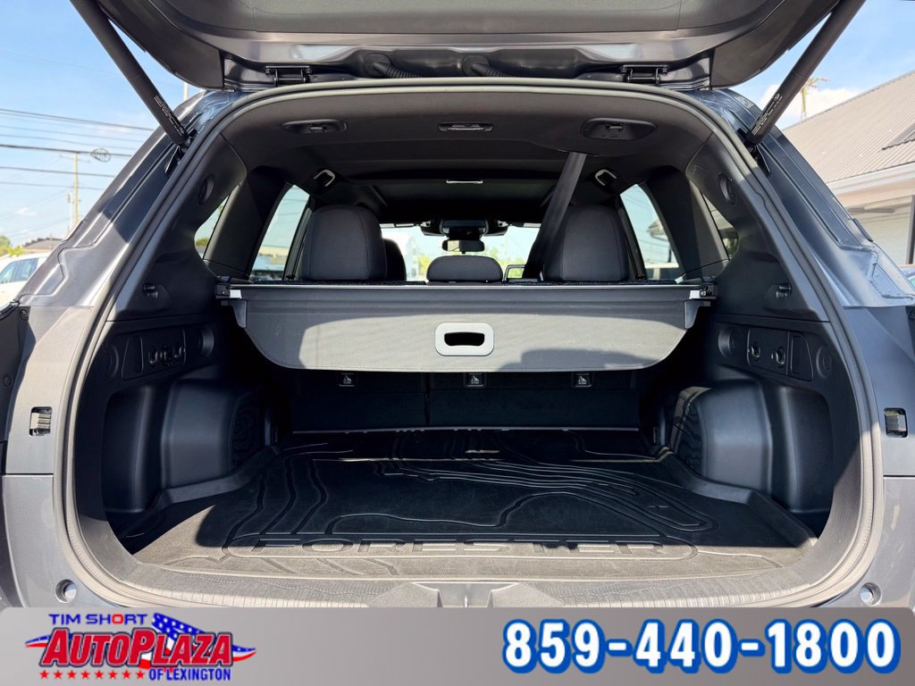 Used 2025 Subaru Forester Premium AWD/4WD image 29