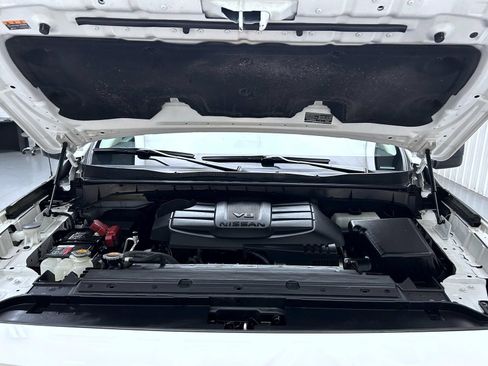 Used 2021 Nissan Titan SV w/ SV Convenience Package AWD/4WD image 24