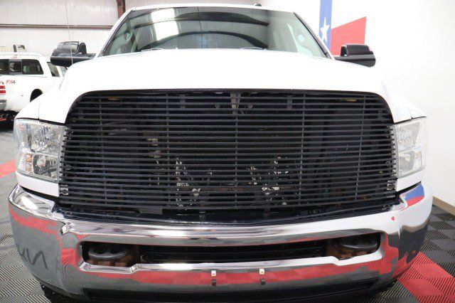 Used 2015 RAM 3500 SLT AWD/4WD image 16